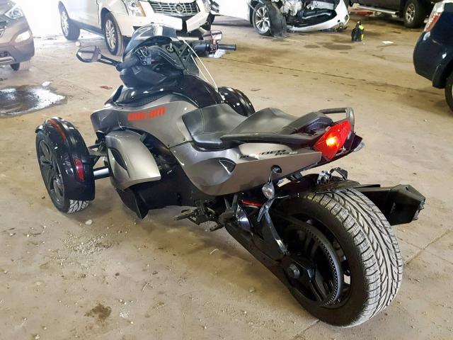 2BXNABC11DV000238 - 2013 CAN-AM SPYDER ROA GRAY photo 3