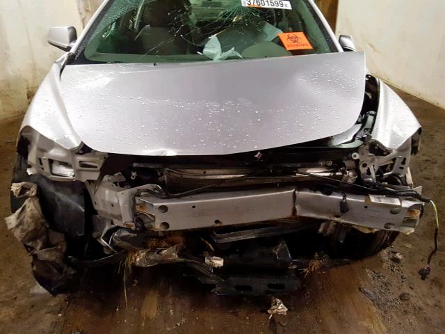 1G1ZC5E06A4103382 - 2010 CHEVROLET MALIBU 1LT 银色 照片 7