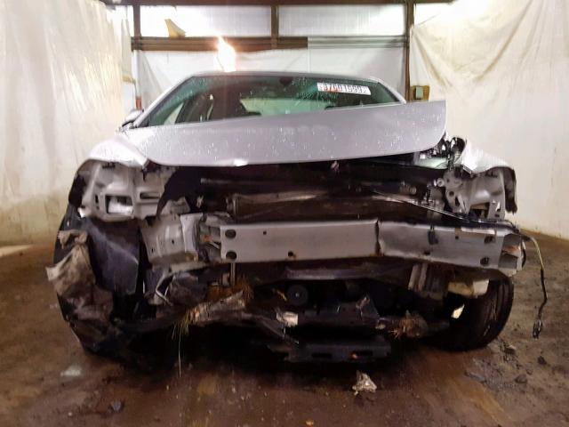 1G1ZC5E06A4103382 - 2010 CHEVROLET MALIBU 1LT 银色 照片 9