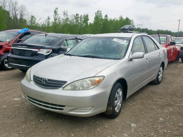 4T1BE32KX3U740092 - 2003 TOYOTA CAMRY LE GRAY photo 2