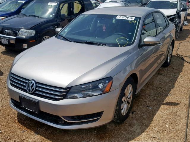 1VWAP7A31CC012420 - 2012 VOLKSWAGEN PASSAT S SILVER photo 2