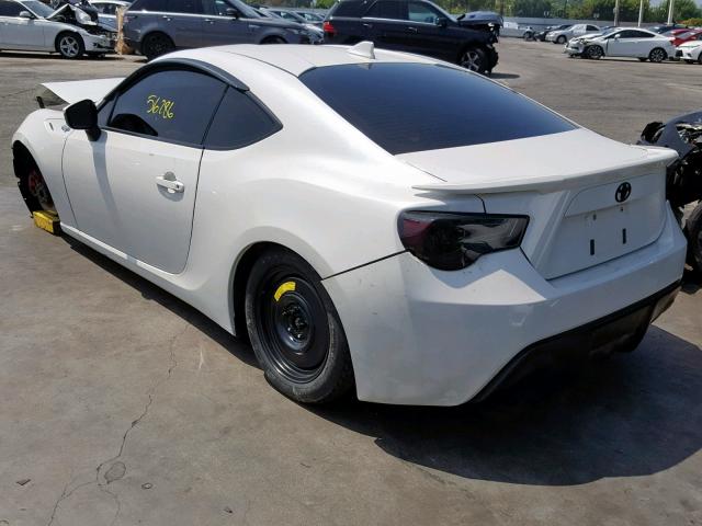 JF1ZNAA15F9712715 - 2015 TOYOTA SCION FR-S WHITE photo 3