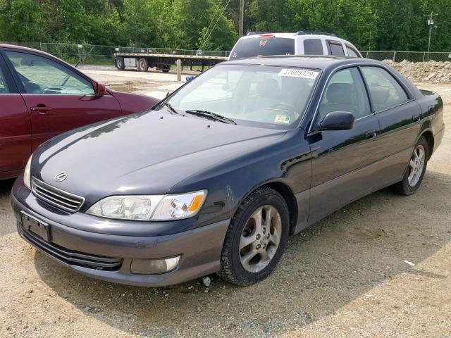 JT8BF28G515108380 - 2001 LEXUS ES 300 BLACK photo 2