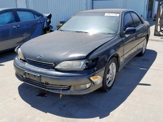 JT8BF28G4Y5077391 - 2000 LEXUS ES 300 BLACK photo 2