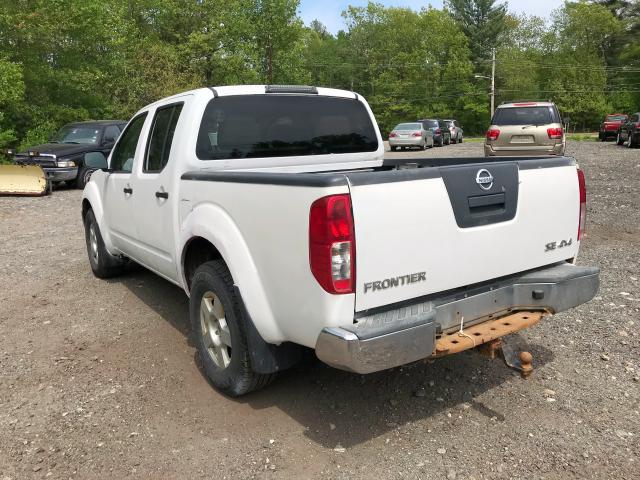 1N6AD07W97C427198 - 2007 NISSAN FRONTIER C WHITE photo 3