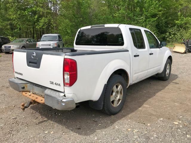 1N6AD07W97C427198 - 2007 NISSAN FRONTIER C WHITE photo 4