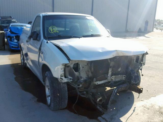 2FTZF07372CA36348 - 2002 FORD F150 SVT L SILVER photo 1