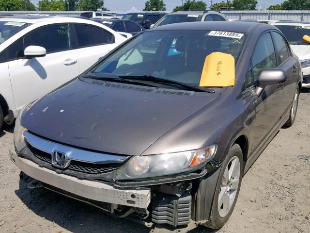 2HGFA1F64BH507900 - 2011 HONDA CIVIC LX-S فحمي صورة 2