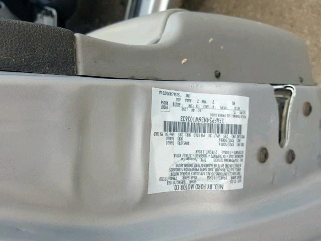 1FAFP34N36W103633 - 2006 FORD FOCUS ZX4 SILVER photo 10