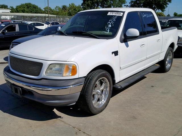 1FTRW07L81KC01107 - 2001 FORD F150 SUPER WHITE photo 2