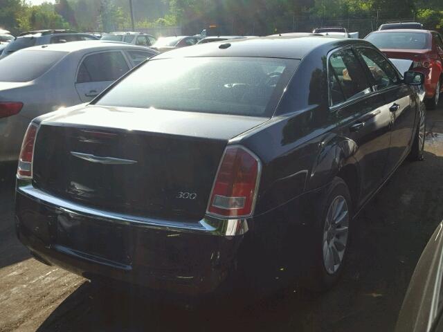 2C3CCAAG6DH553098 - 2013 CHRYSLER 300 BLACK photo 4