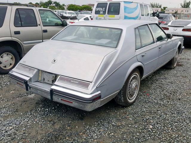 1G6KS6980FE824125 - 1985 CADILLAC SEVILLE SILVER photo 4