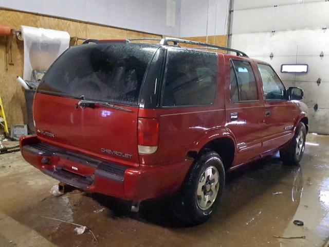 1GNDT13W82K109030 - 2002 CHEVROLET BLAZER BURGUNDY photo 4