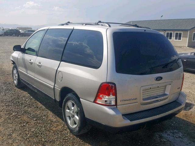 2FMZA57654BA97966 - 2004 FORD FREESTAR S SILVER photo 3