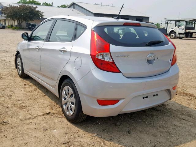 KMHCT5AE9HU345068 - 2017 HYUNDAI ACCENT SE GRAY photo 3