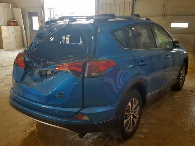 JTMRJREV6HD130303 - 2017 TOYOTA RAV4 HV LE BLUE photo 4