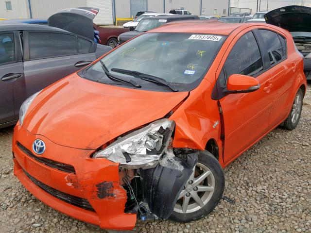 JTDKDTB38E1076606 - 2014 TOYOTA PRIUS C ORANGE photo 2