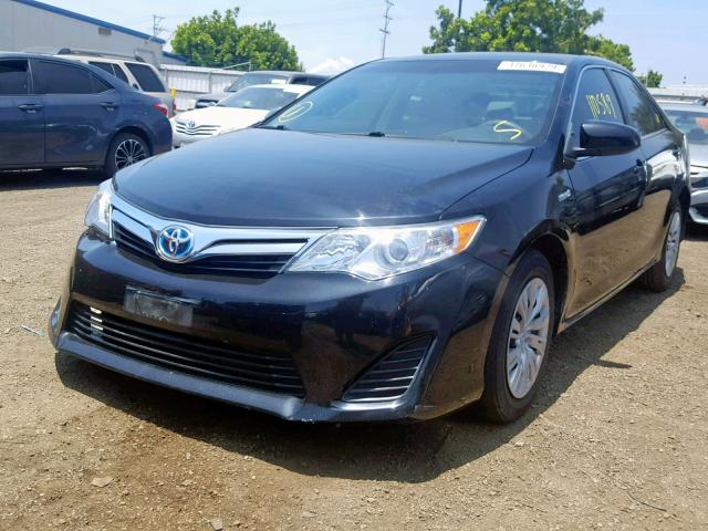 4T1BD1FK1DU071715 - 2013 TOYOTA CAMRY HYBR BLACK photo 2