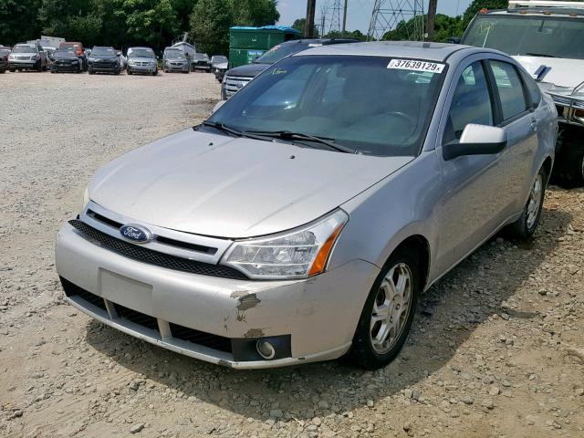 1FAHP36N39W236595 - 2009 FORD FOCUS SES SILVER photo 2