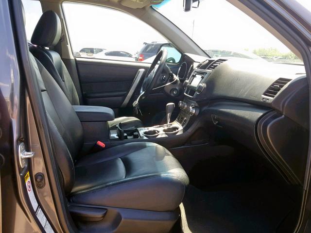 5TDBK3EH9DS176129 - 2013 TOYOTA HIGHLANDER GRAY photo 5