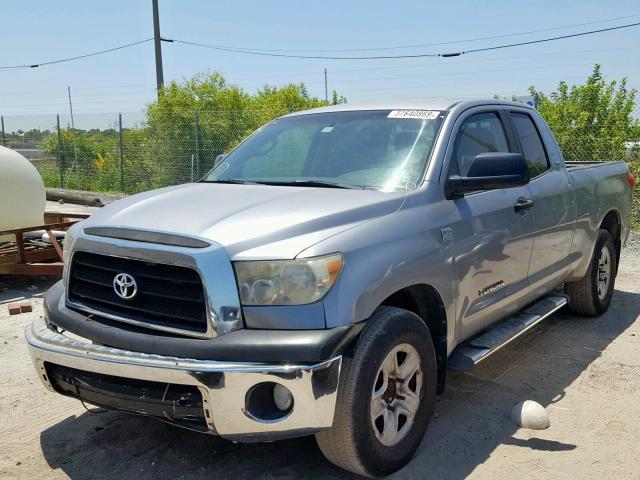 5TFRT54117X006731 - 2007 TOYOTA TUNDRA DOU SILVER photo 2