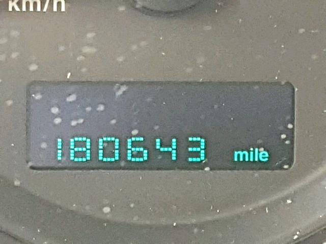 1J8HH48P97C631268 - 2007 JEEP COMMANDER SILVER photo 8