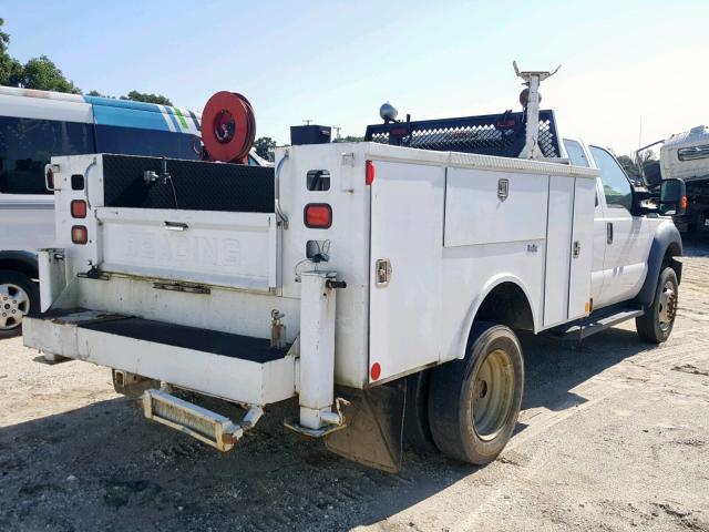 1FD0X5GY6CEA61991 - 2012 FORD F550 SUPER WHITE photo 4