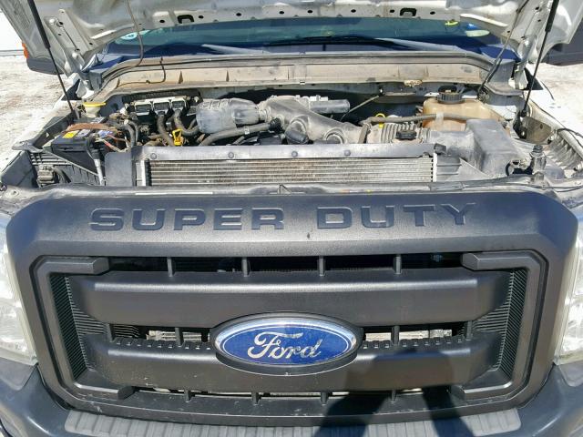 1FD0X5GY6CEA61991 - 2012 FORD F550 SUPER WHITE photo 7