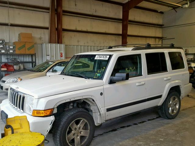 1J8HG48N07C610973 - 2007 JEEP COMMANDER WHITE photo 2