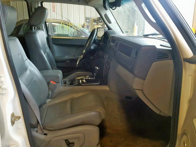 1J8HG48N07C610973 - 2007 JEEP COMMANDER WHITE photo 5