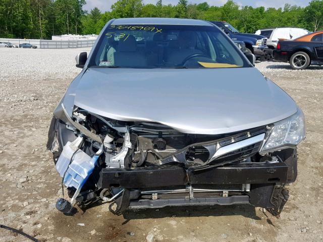 4T1BD1FK6DU072438 - 2013 TOYOTA CAMRY HYBR SILVER photo 9