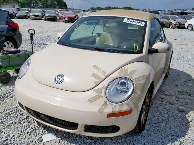 3VWRF31Y27M403137 - 2007 VOLKSWAGEN NEW BEETLE Bej foto 2