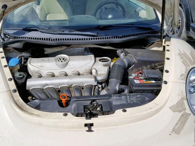 3VWRF31Y27M403137 - 2007 VOLKSWAGEN NEW BEETLE Bej foto 7
