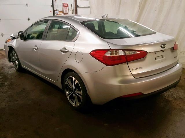 KNAFX4A81F5305405 - 2015 KIA FORTE EX SILVER photo 3