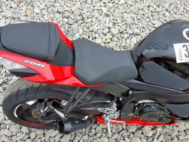 JS1GR7MA1E2100923 - 2014 SUZUKI GSX-R750 RED photo 6