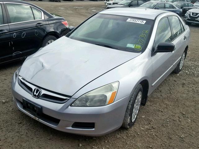 1HGCM56197A072092 - 2007 HONDA ACCORD VAL SILVER photo 2