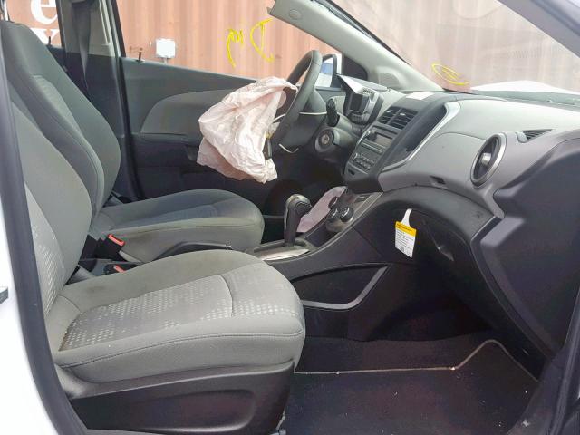 1G1JA6SH5G4172625 - 2016 CHEVROLET SONIC LS WHITE photo 5