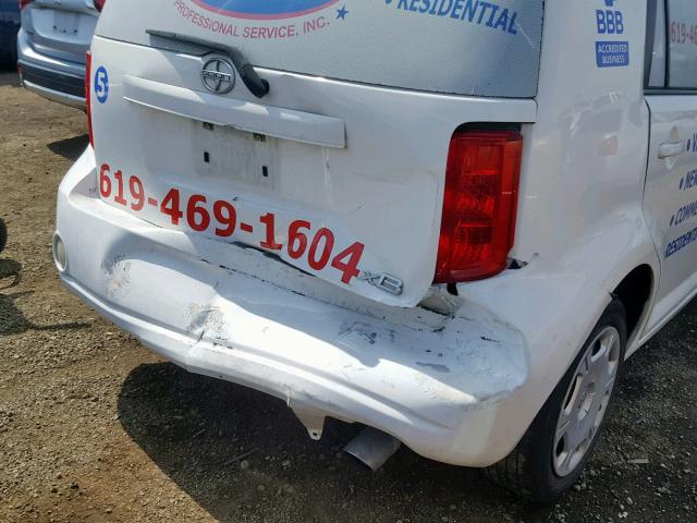 JTLZE4FE4A1117289 - 2010 TOYOTA SCION XB 白色 照片 9