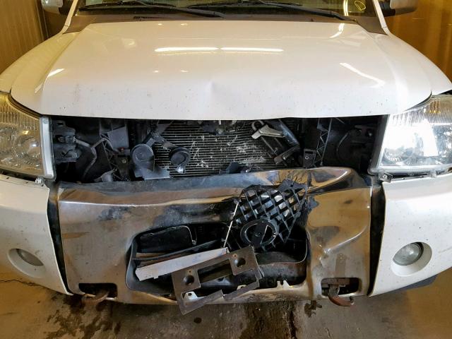 5N1AA08B94N741405 - 2004 NISSAN ARMADA SE WHITE photo 9