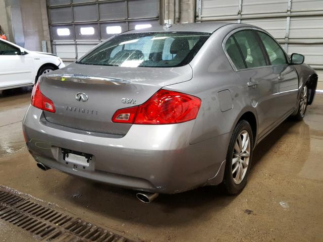 JNKCV61F09M050549 - 2009 INFINITI G37 SILVER photo 4