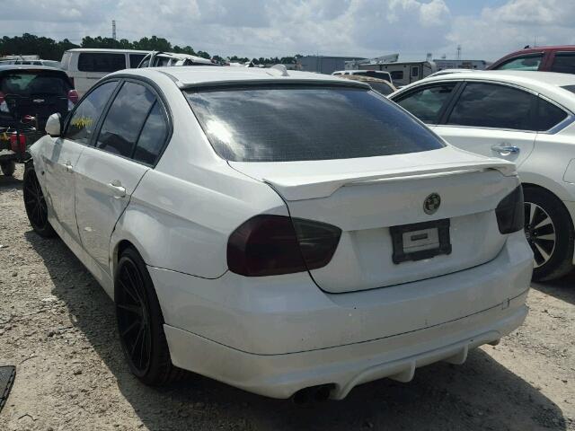 WBAVB17526NK32731 - 2006 BMW 325 I AUTO WHITE photo 3