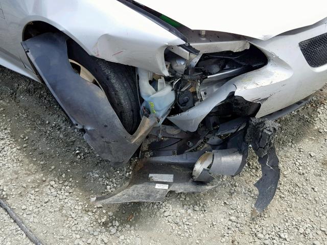 2G2WP522151149972 - 2005 PONTIAC GRAND PRIX Արծաթագույն լուսանկար 9