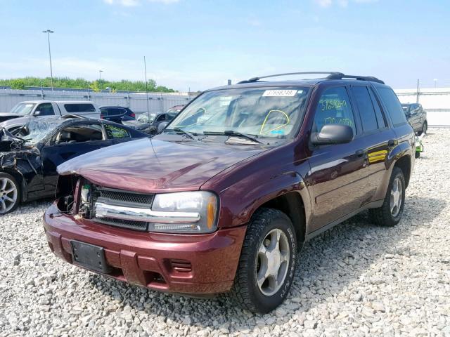 1GNDT13S062352074 - 2006 CHEVROLET TRAILBLAZE BURGUNDY photo 2