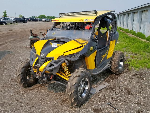 3JBPXLP1XDJ001898 - 2013 CAN-AM MAVERICK 1 YELLOW photo 2