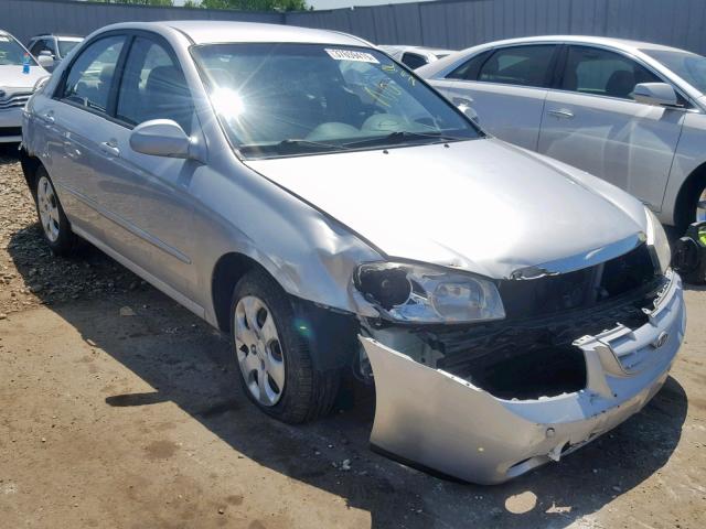 KNAFE121365305041 - 2006 KIA NEW SPECTR SILVER photo 1