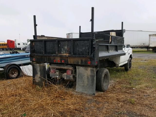 2FDLF47G3KCA81752 - 1989 FORD F SUPER DU WHITE photo 4