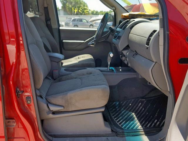 1N6AD07W27C446241 - 2007 NISSAN FRONTIER C RED photo 5