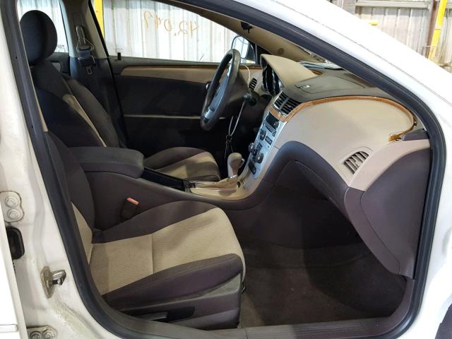1G1ZC5E13BF320063 - 2011 CHEVROLET MALIBU 1LT თეთრი ფოტო 5