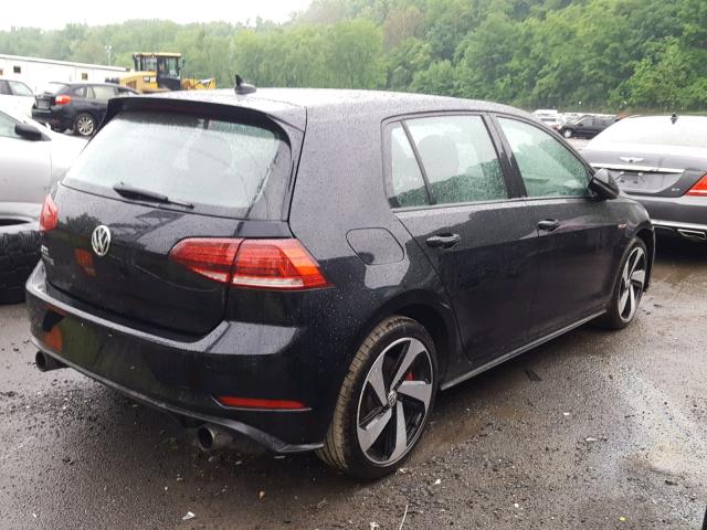 3VW447AU1JM250942 - 2018 VOLKSWAGEN GTI S/SE BLACK photo 4