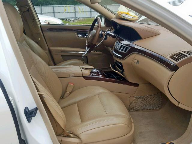 WDDNG9FB5AA293409 - 2010 MERCEDES-BENZ S 400 WHITE photo 5